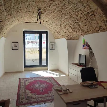 Le Di Roberto * Gioia Del Colle