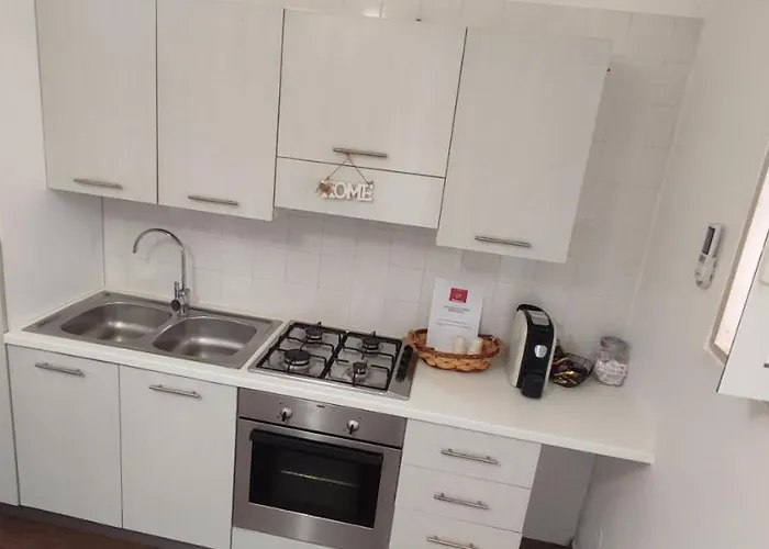 Le Di Roberto Daire Gioia Del Colle